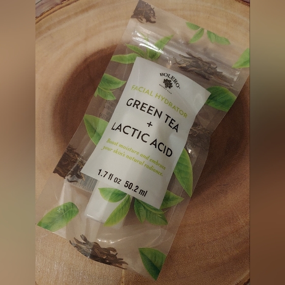 Bolero Beverly Hills Skincare Green Tea Lactic Acid Facial Hydrator Lightweight Face